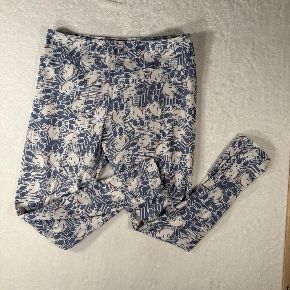 The LuLaRoe Disney Mickey Mouse Geometric Leggings in Blue and White are a styli